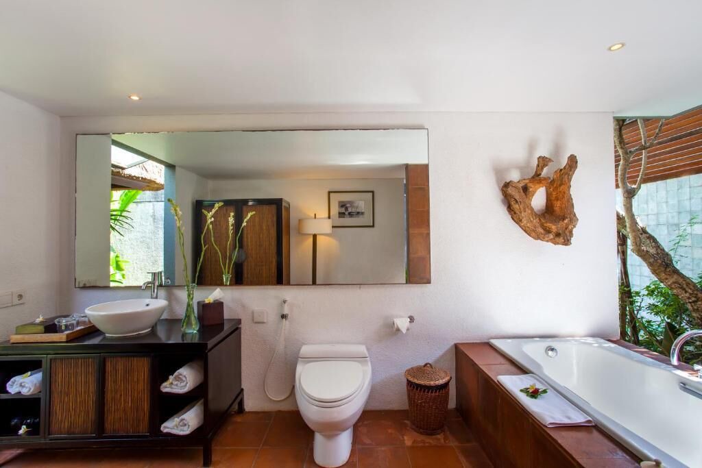 Photo of Bathroom in Petitenget
