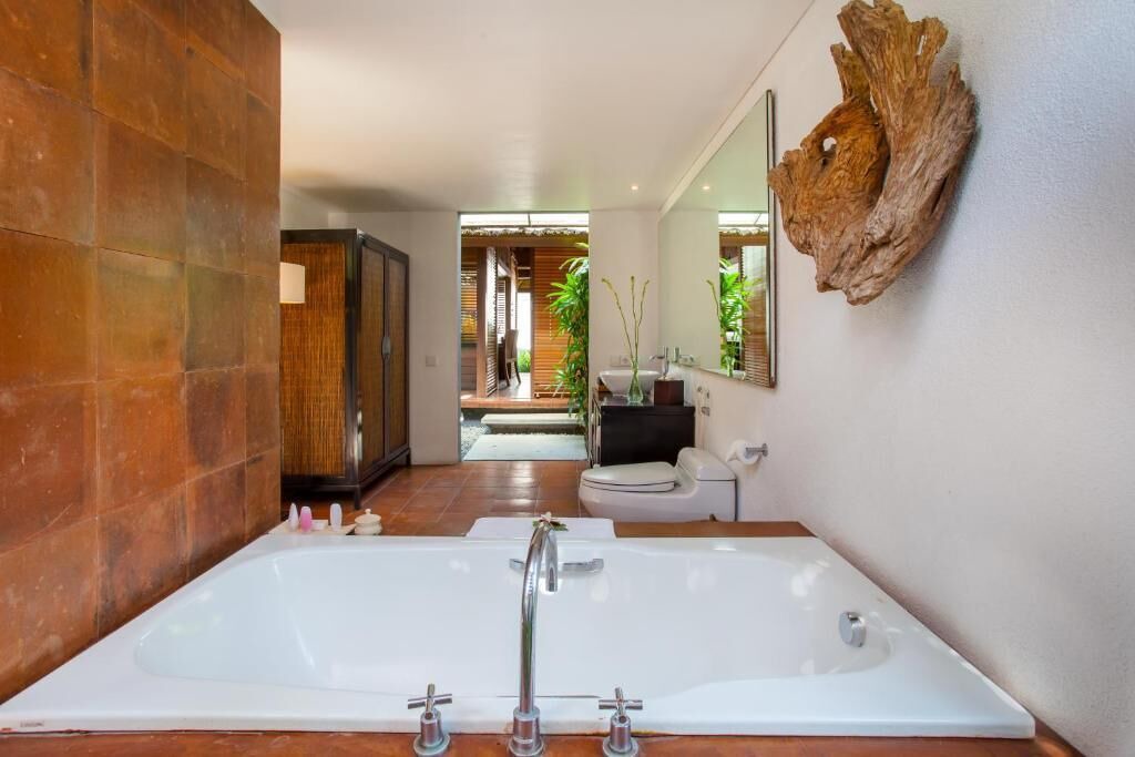 Photo of Bathroom in Petitenget
