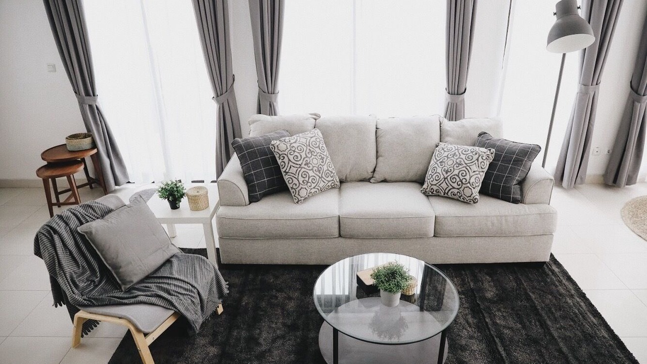 Photo of Livingroom in Kartika Plaza