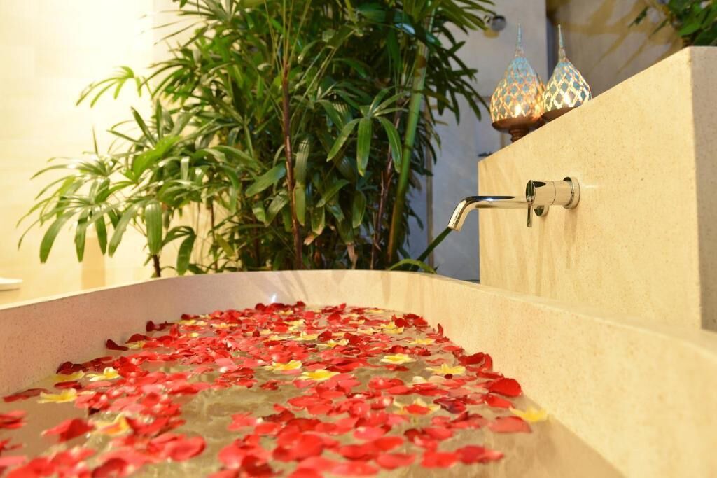 Photo of Bathroom in Laksmana