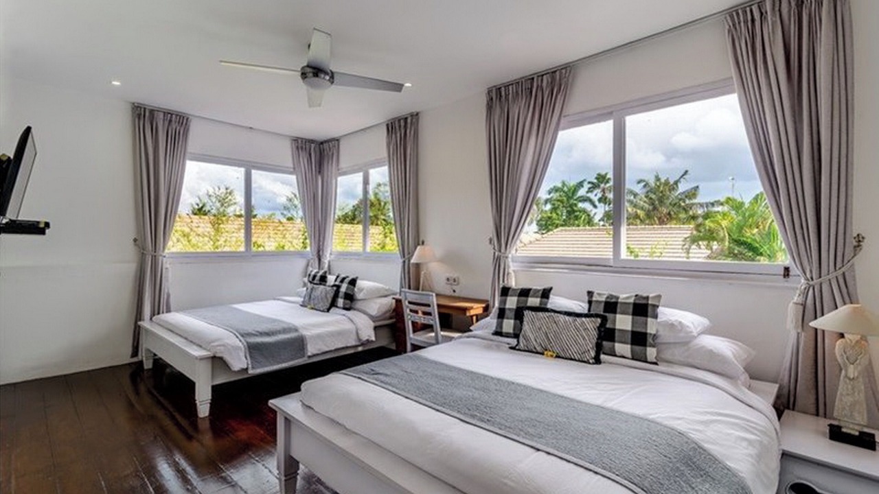 Photo of Bedroom in Drupadi
