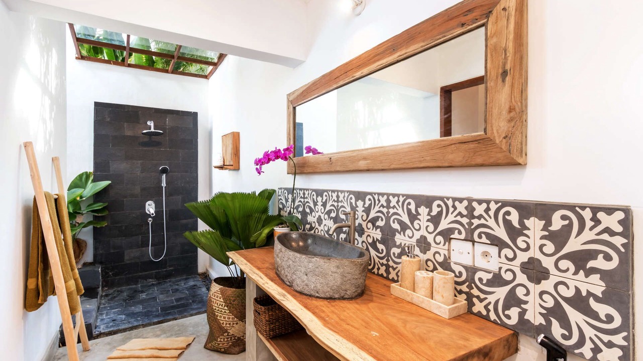 Photo of Bathroom in Dyanapura
