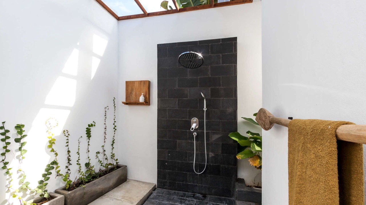 Photo of Bathroom in Dyanapura