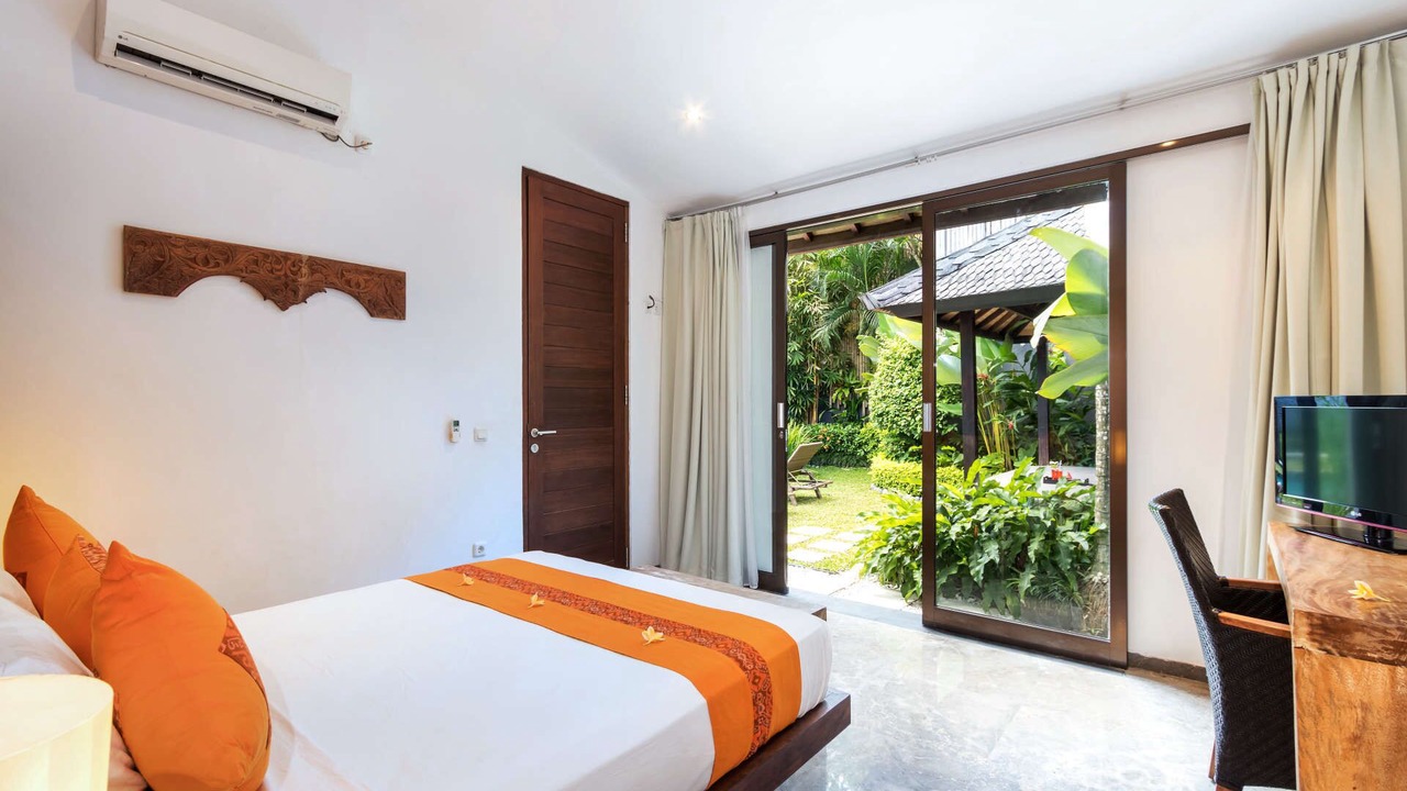 Photo of Bedroom in Petitenget