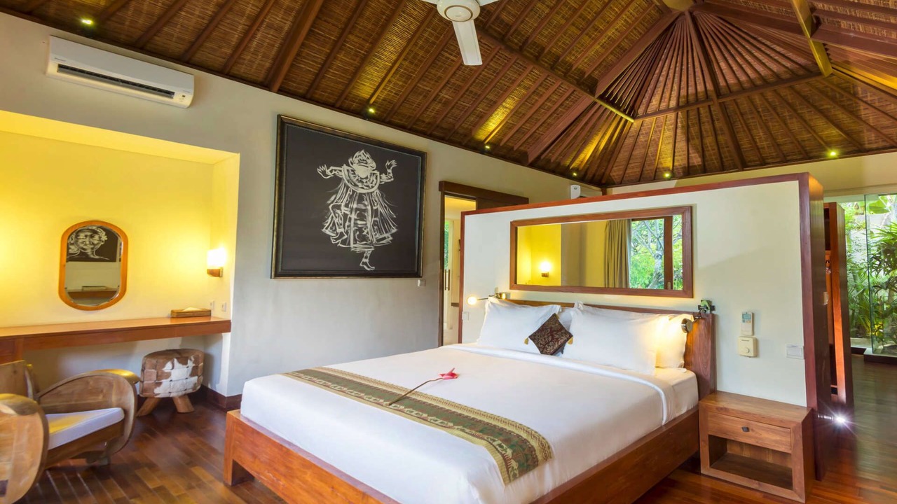 Photo of Bedroom in Drupadi