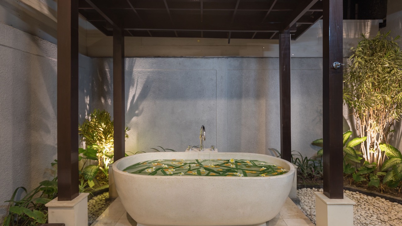 Photo of Bathroom in Sunset Road