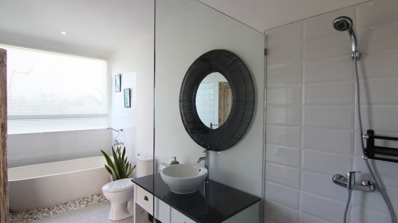 Photo of Bathroom in Batu Bolong
