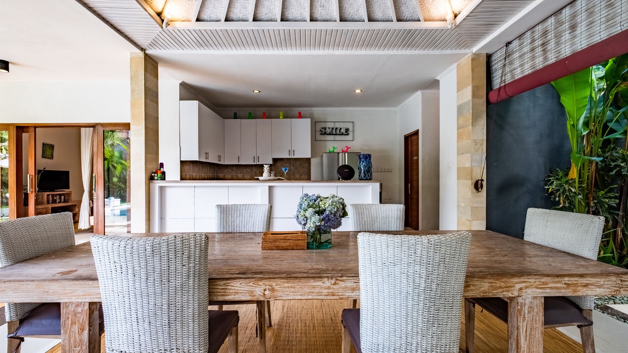 Photo of Livingroom in Drupadi