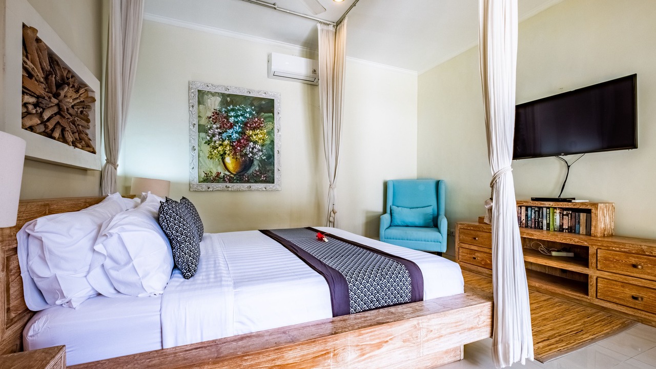 Photo of Bedroom in Drupadi