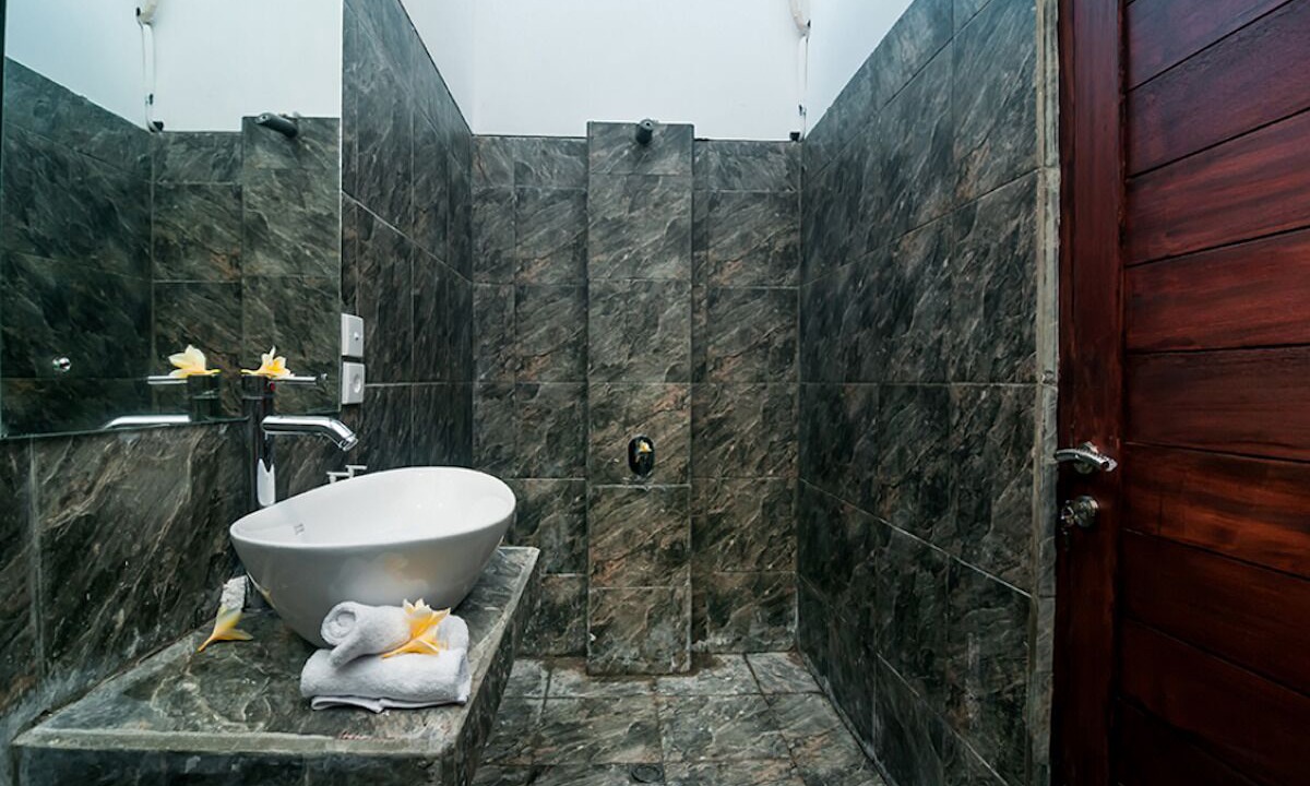 Photo of Bathroom in Petitenget