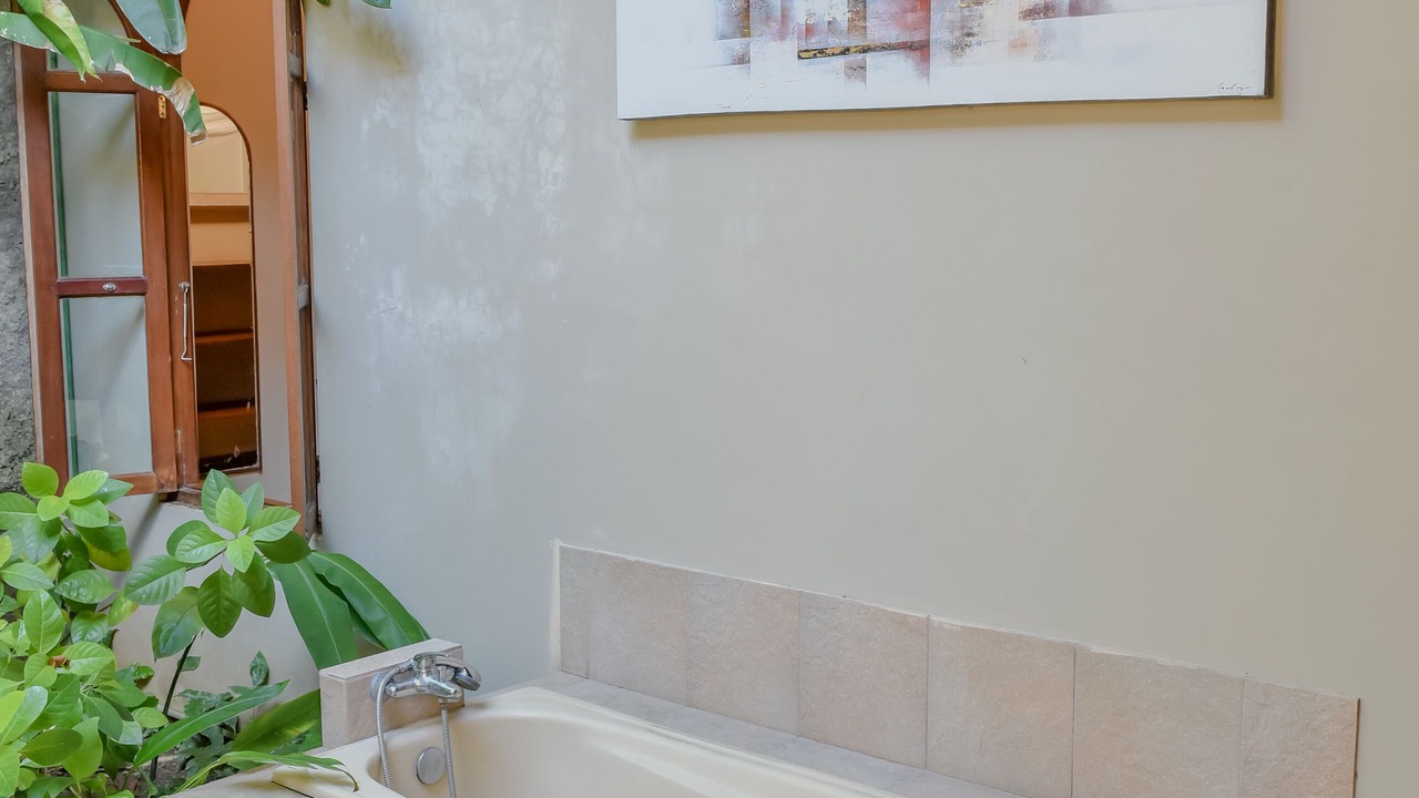 Photo of Bathroom in Dyanapura