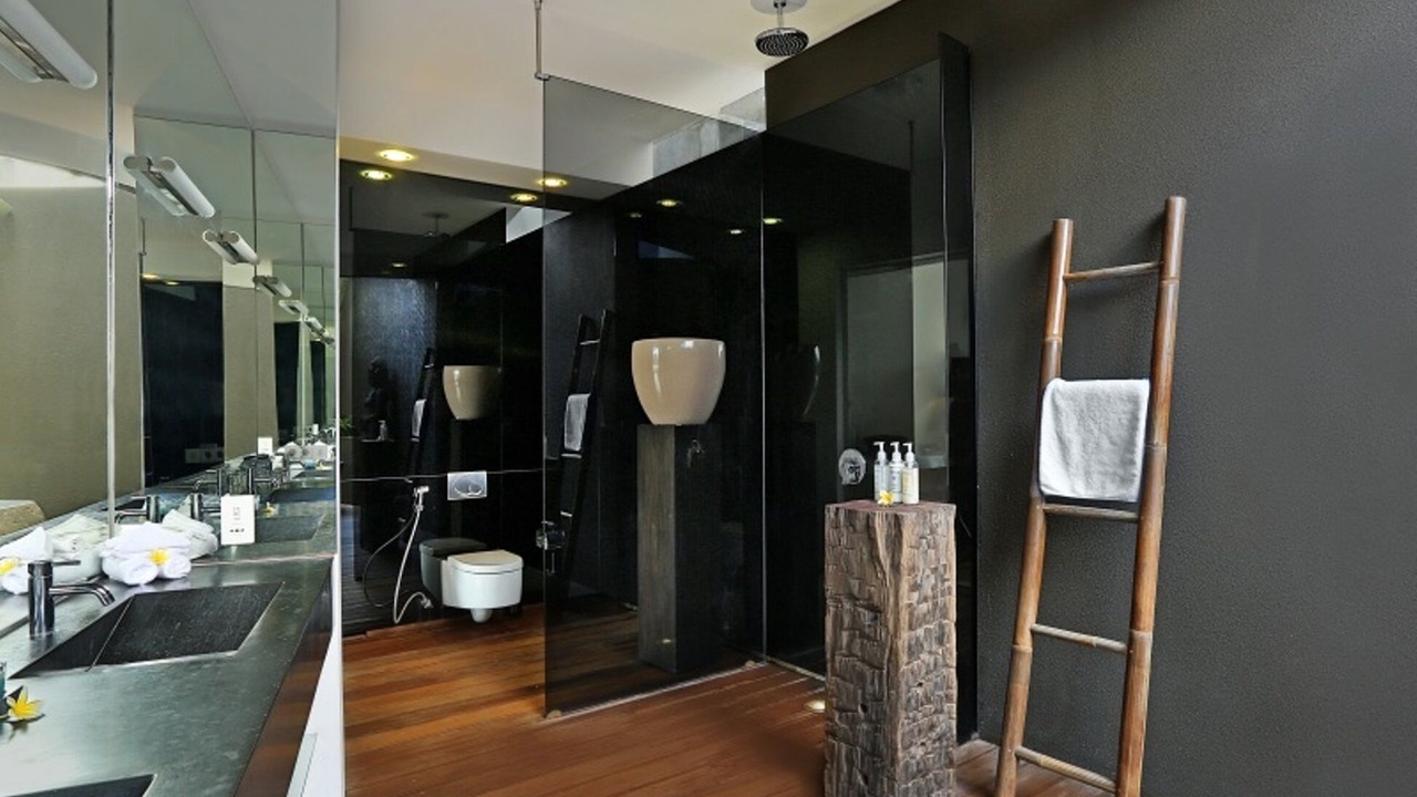 Photo of Bathroom in Babakan