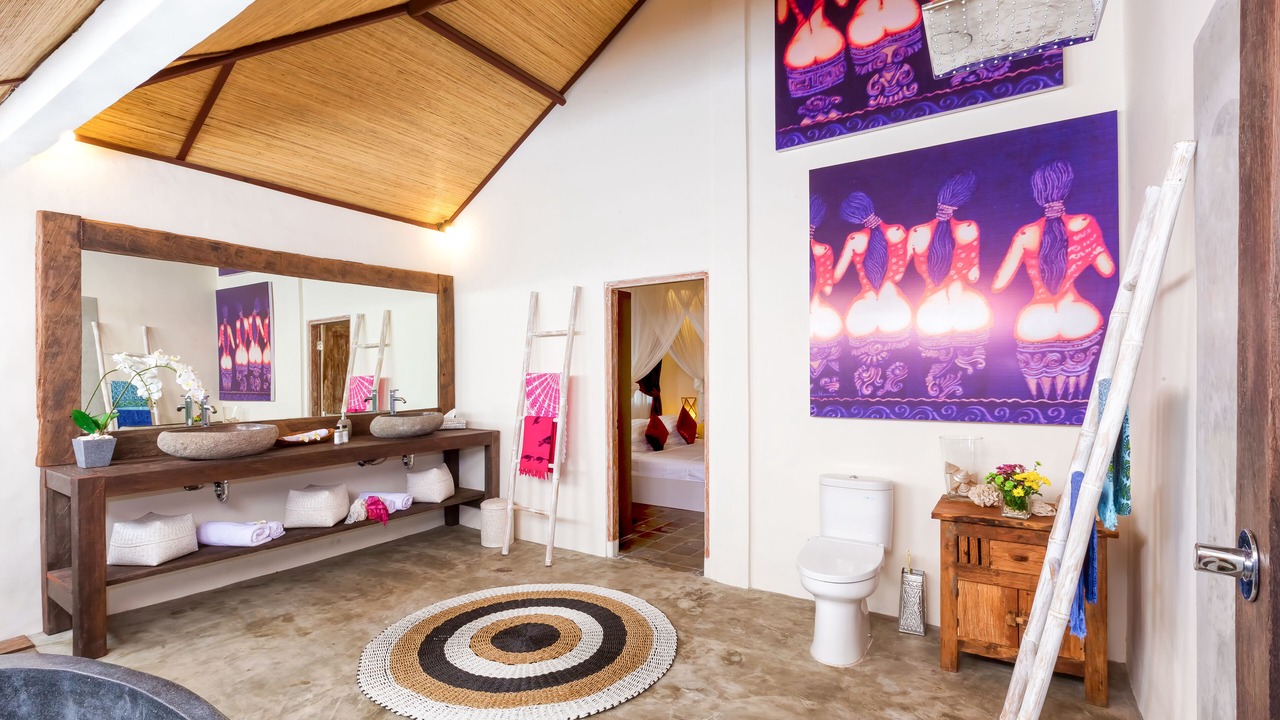 Photo of Bathroom in Laksmana