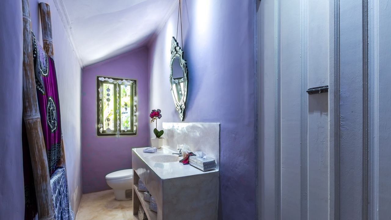 Photo of Bathroom in Laksmana