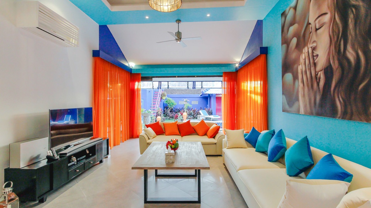 Photo of Livingroom in Drupadi