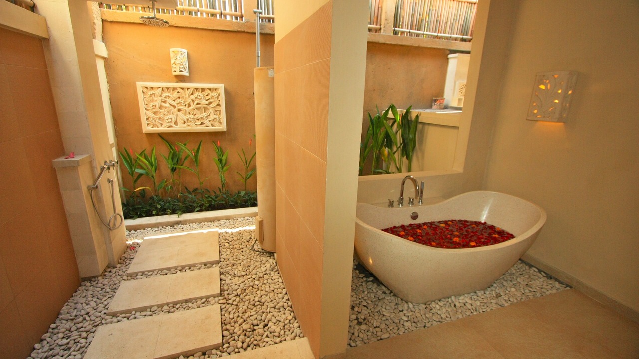 Photo of Bathroom in Sunset Road