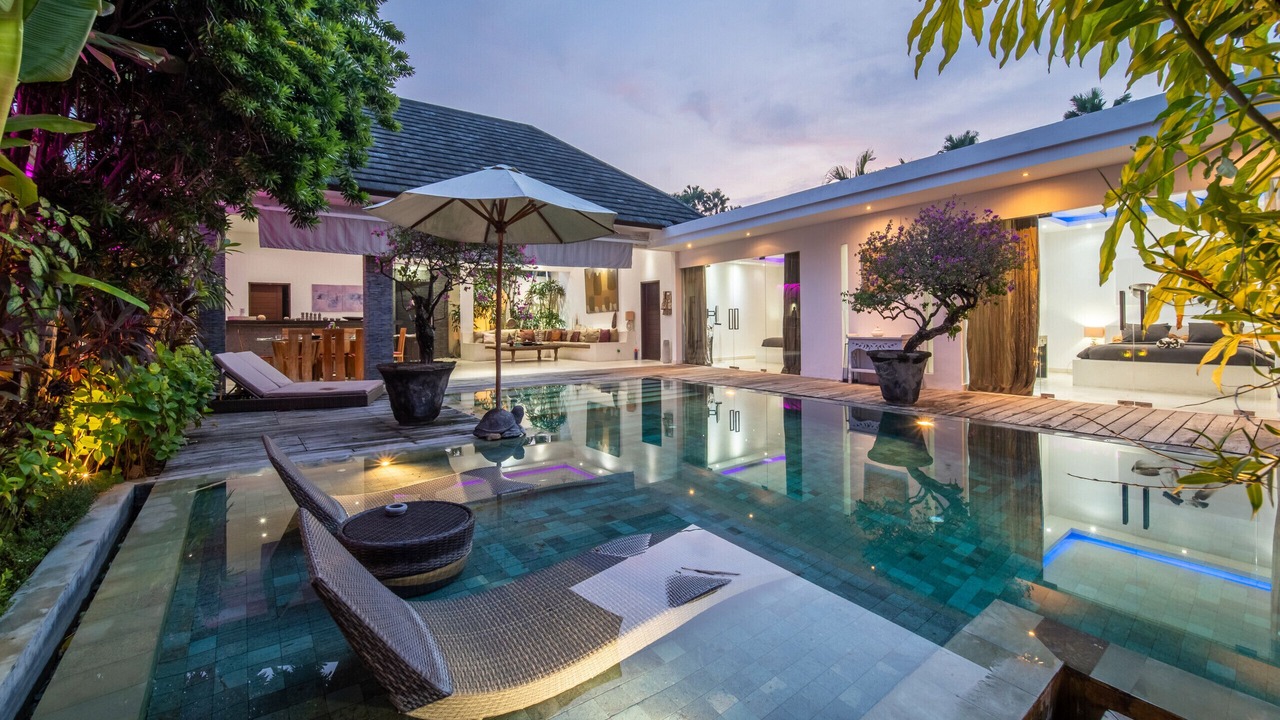 Photo of Outdoor in Sunset Road