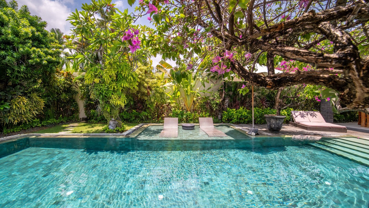 Photo of Outdoor in Sunset Road
