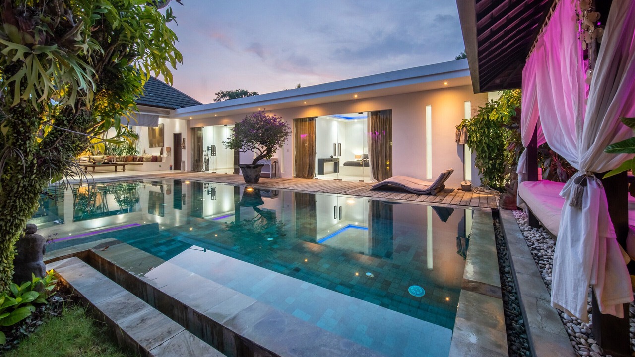 Photo of Outdoor in Sunset Road