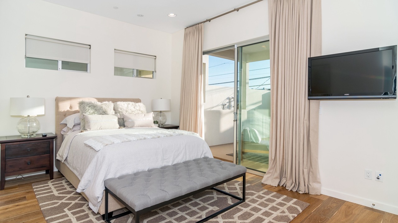 Photo of Bedroom in Crown Point