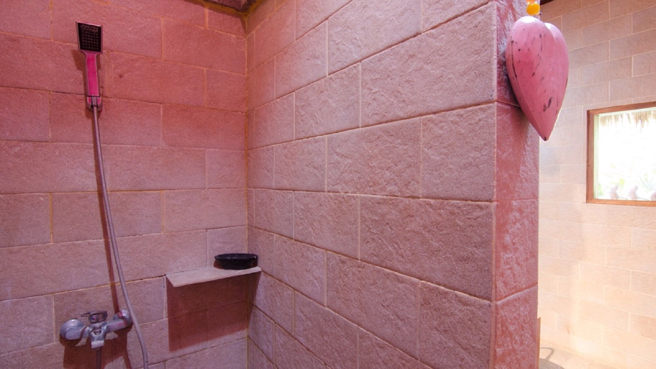 Photo of Bathroom in Kampial