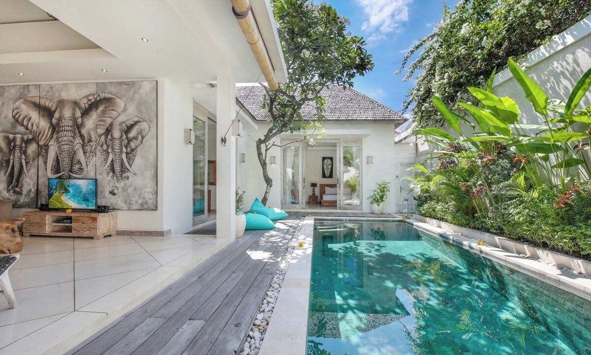 Photo of Outdoor in Sunset Road