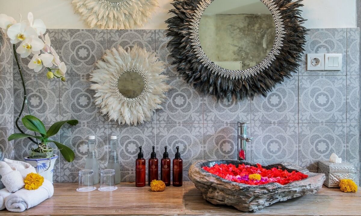 Photo of Bathroom in Sunset Road