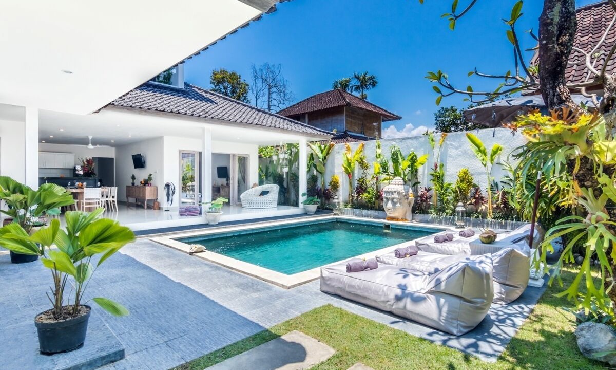 Photo of Outdoor in Sunset Road