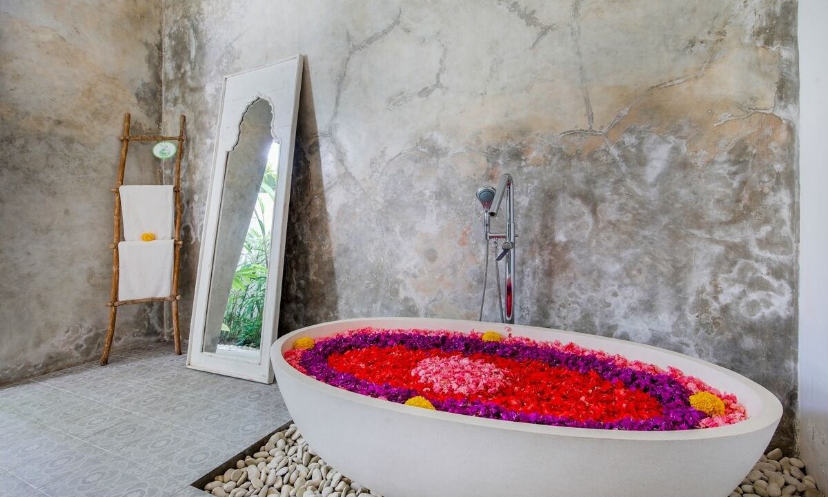 Photo of Bathroom in Sunset Road
