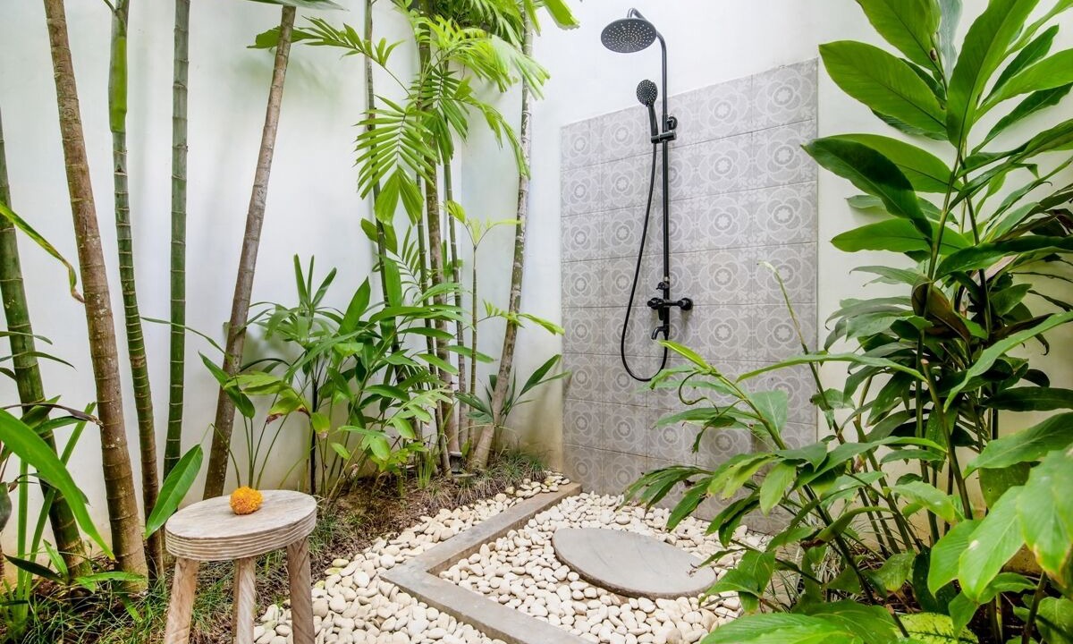 Photo of Bathroom in Sunset Road