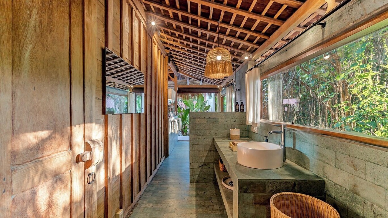 Photo of Bathroom in Banjar Semer