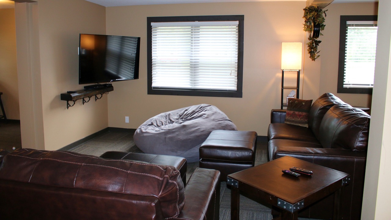 Photo of Livingroom in Side Lake
