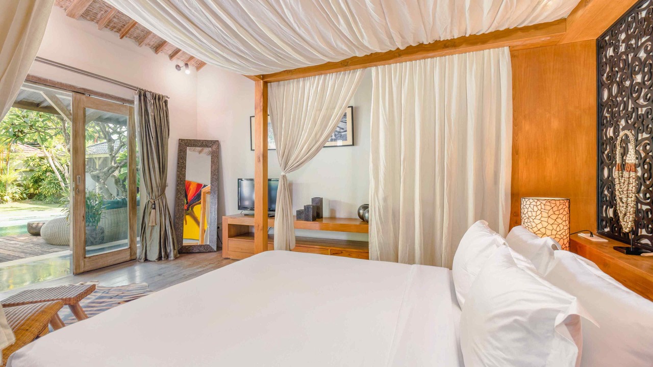 Photo of Bedroom in Drupadi