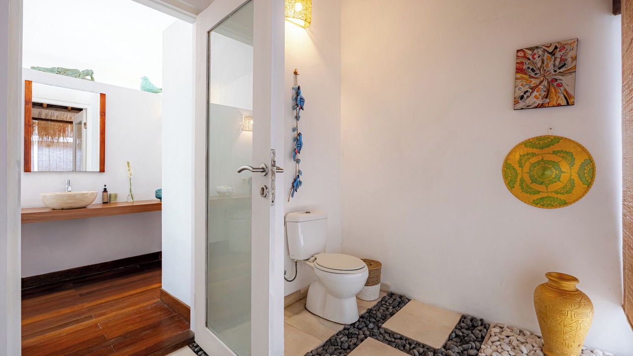 Photo of Bathroom in Sunset Road