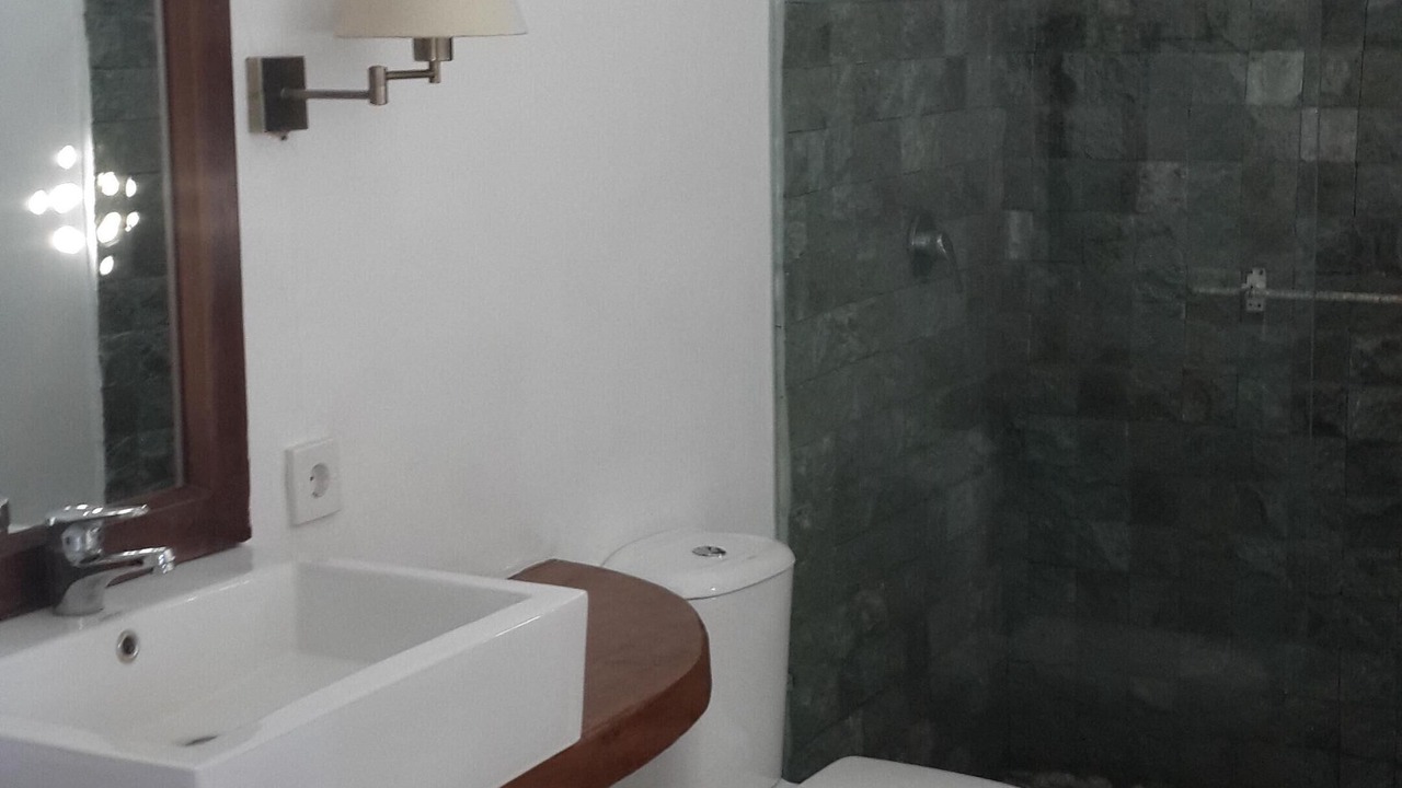 Photo of Bathroom in Cemagi