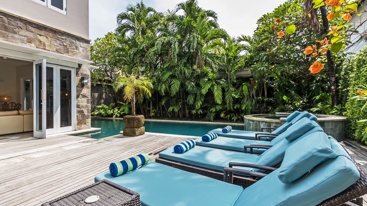 Photo of Patio Balcony in Dyanapura