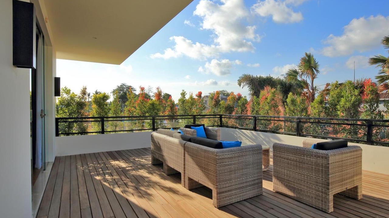Photo of Patio Balcony in Petitenget