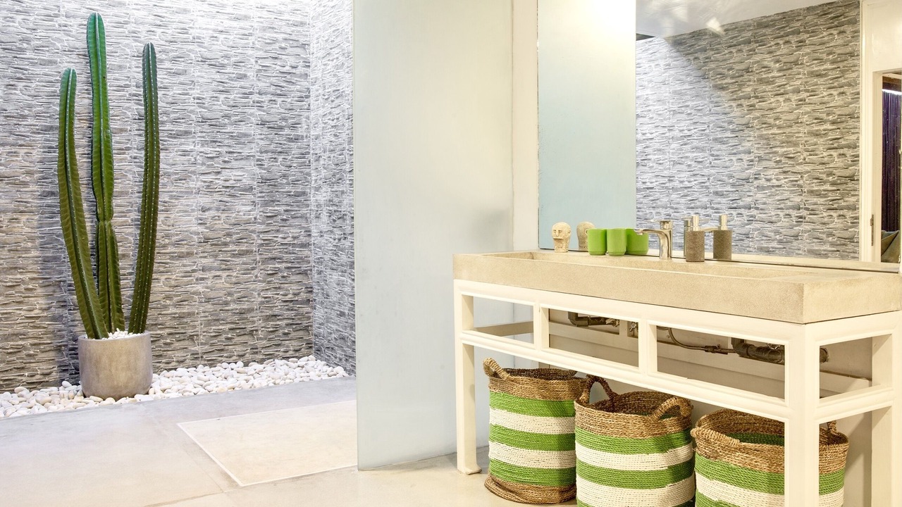 Photo of Bathroom in Laksmana