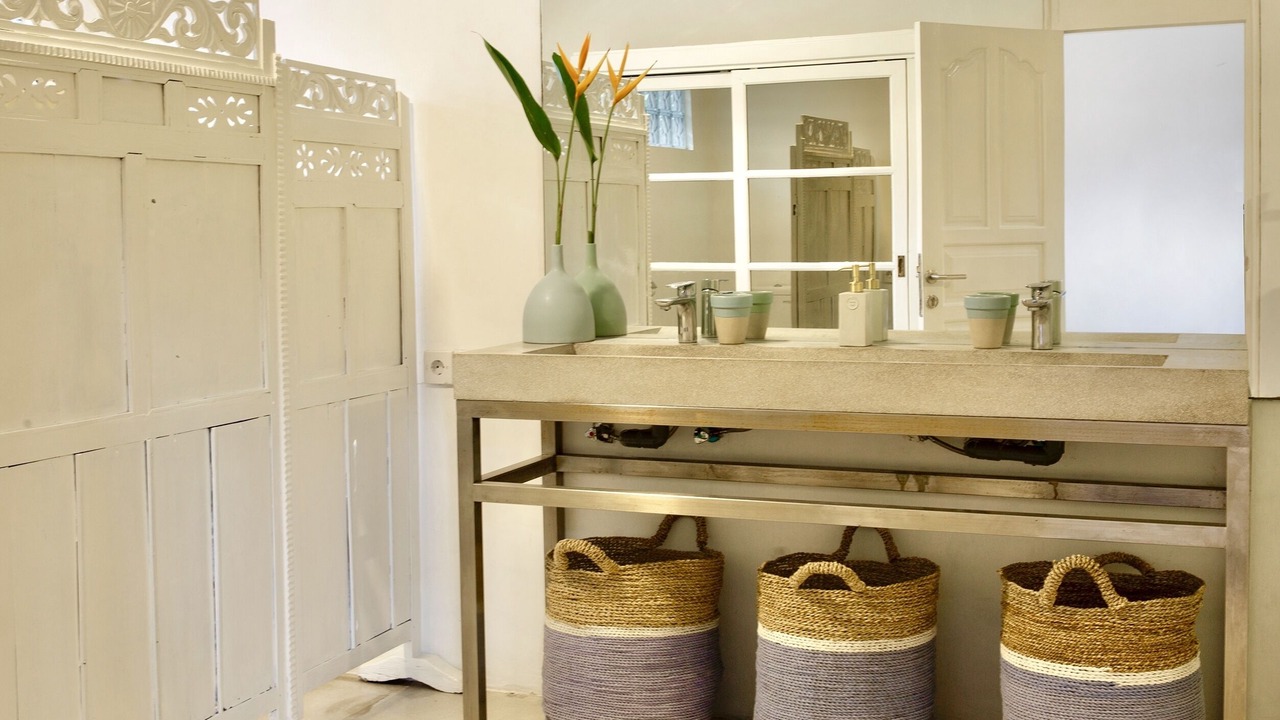 Photo of Bathroom in Laksmana