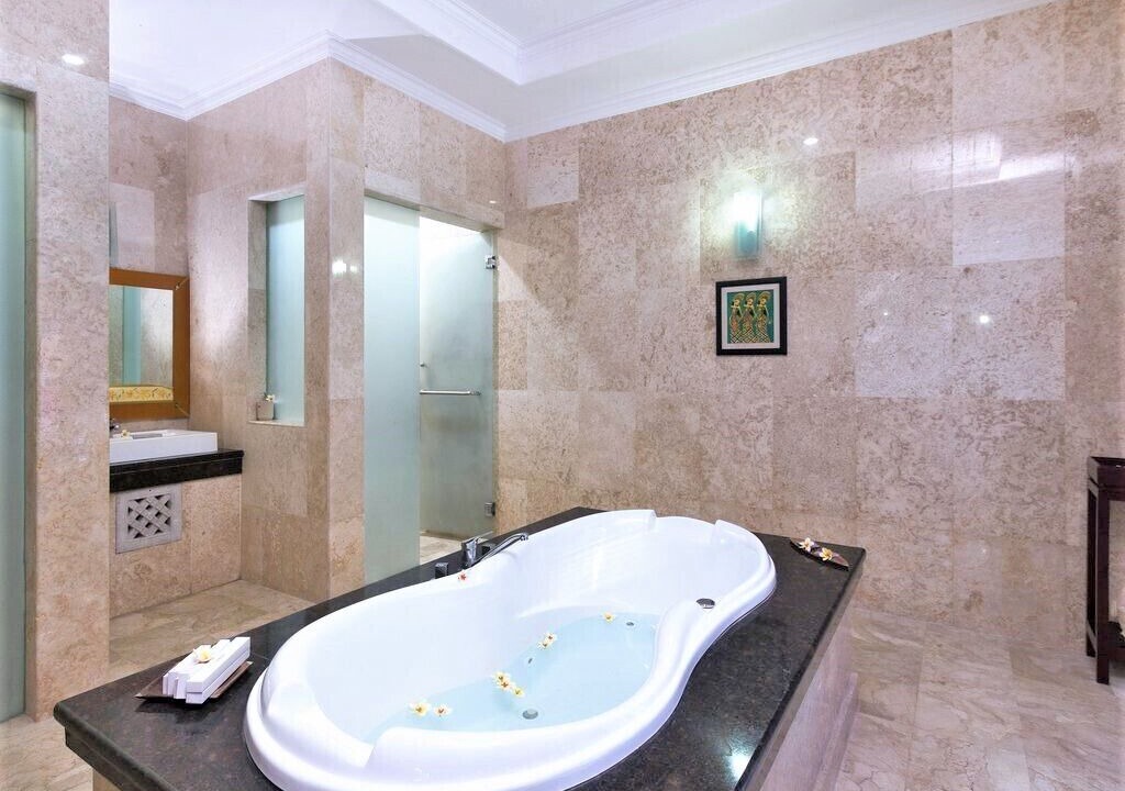 Photo of Bathroom in By Pass Ngurah Rai Kuta