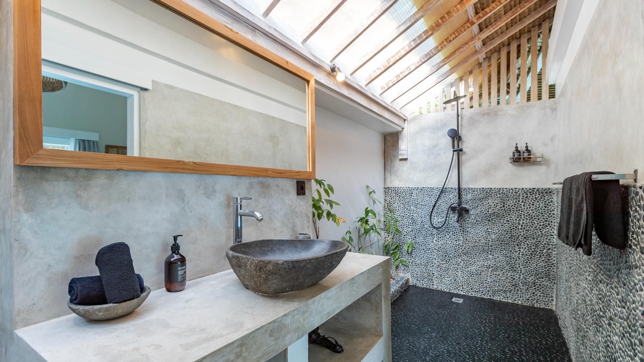 Photo of Bathroom in Drupadi