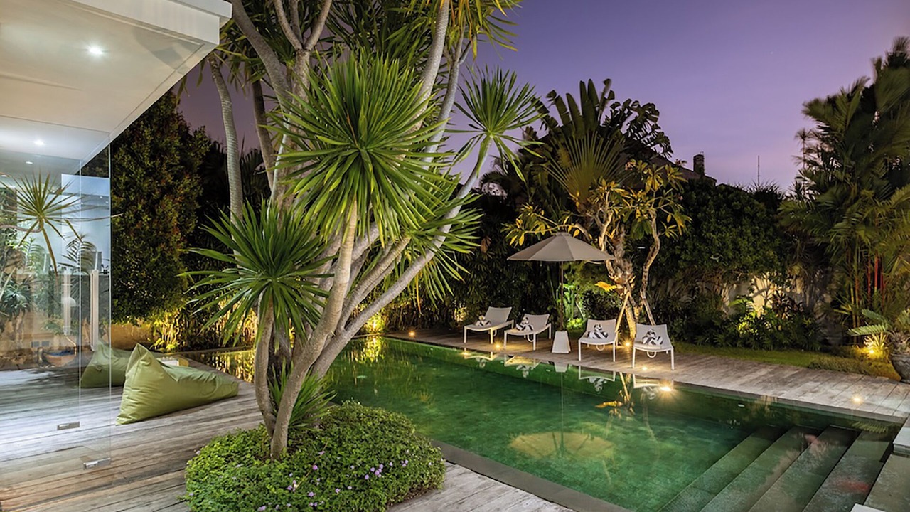 Photo of Outdoor in Sunset Road