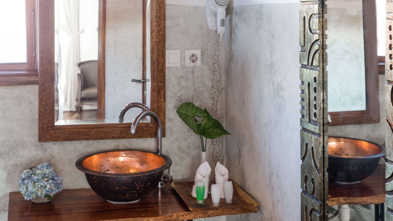 Photo of Bathroom in Laksmana