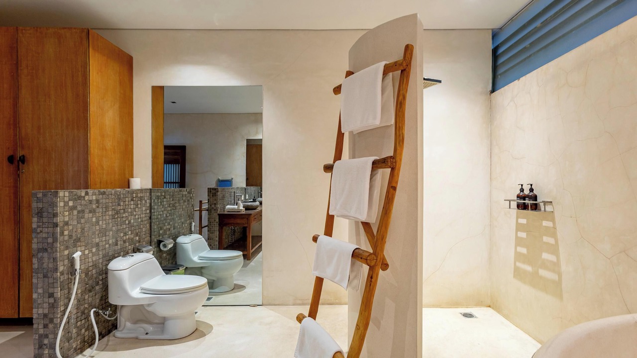 Photo of Bathroom in Drupadi