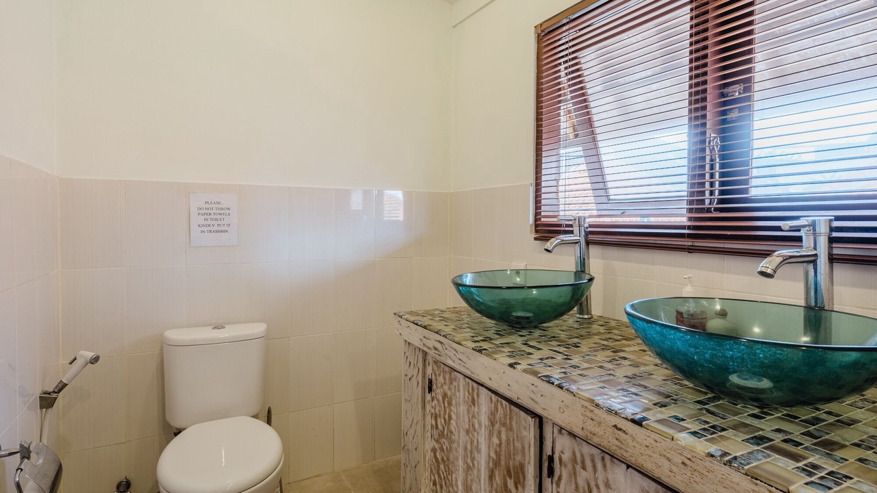 Photo of Bathroom in Sunset Road