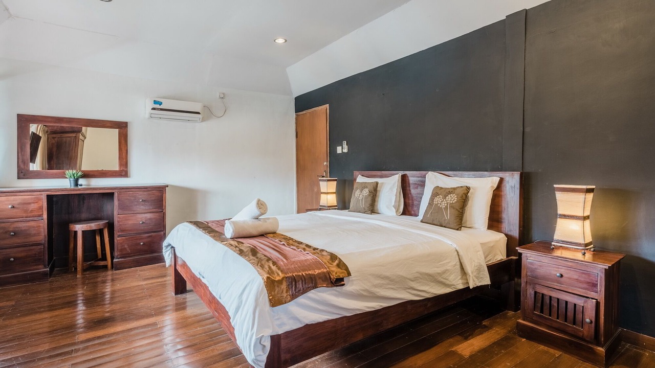 Photo of Bedroom in Sunset Road