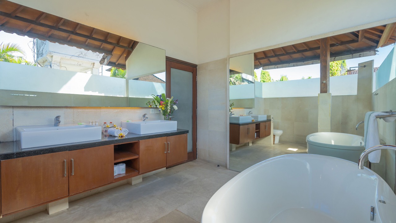 Photo of Bathroom in Central Seminyak