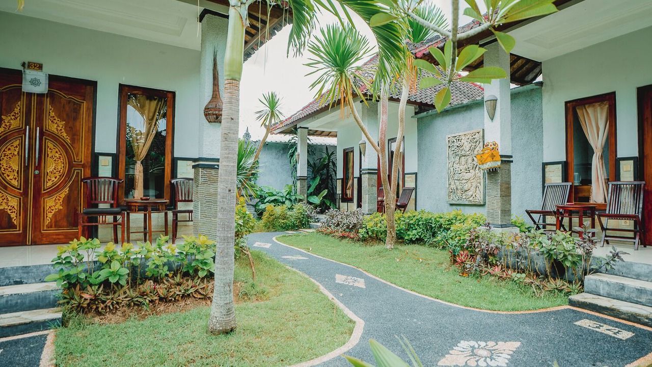 Photo of Outdoor in Mushroom Bay