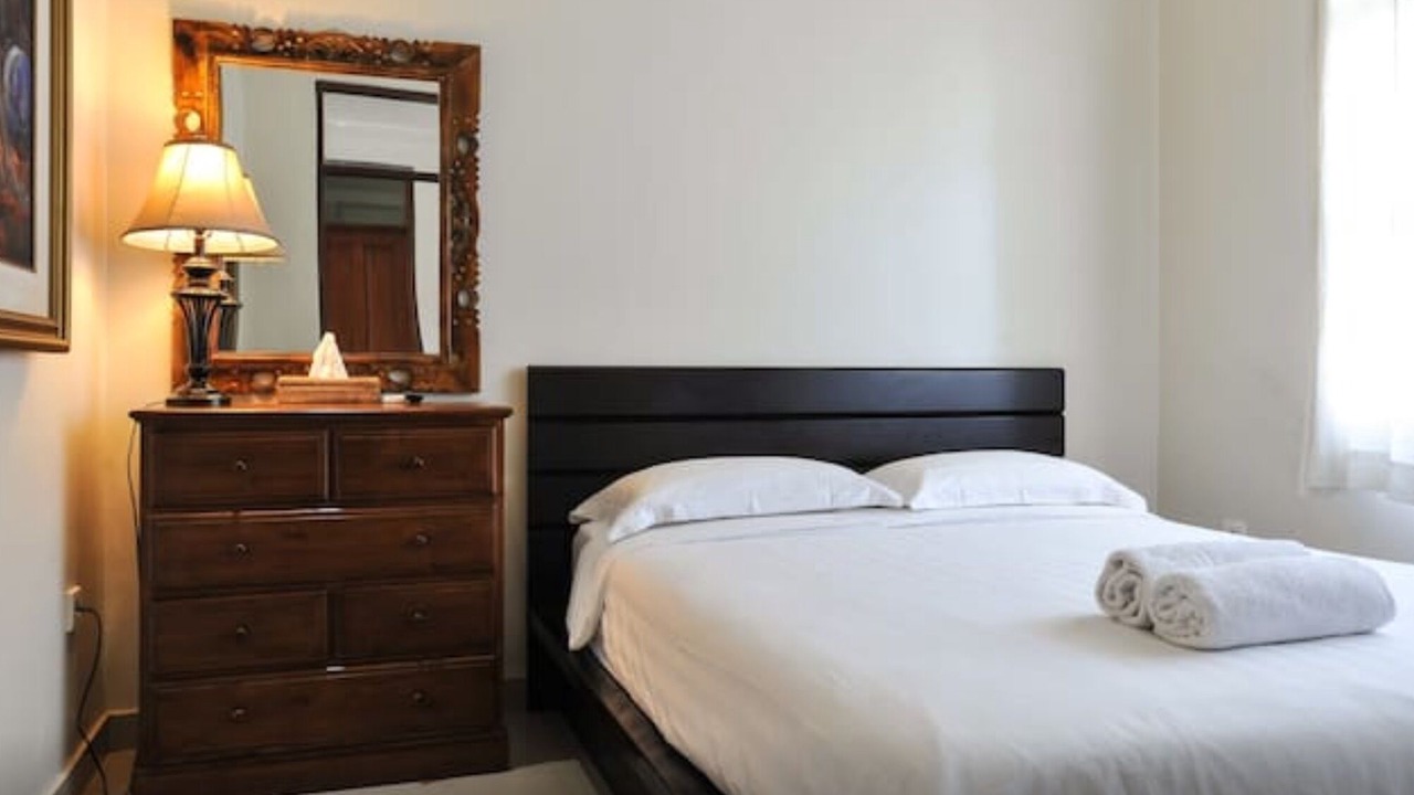 Photo of Bedroom in Kartika Plaza
