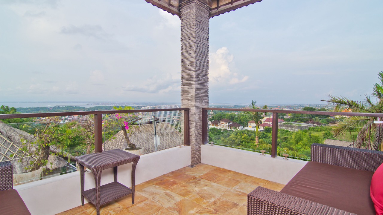 Photo of Patio Balcony in Bukit